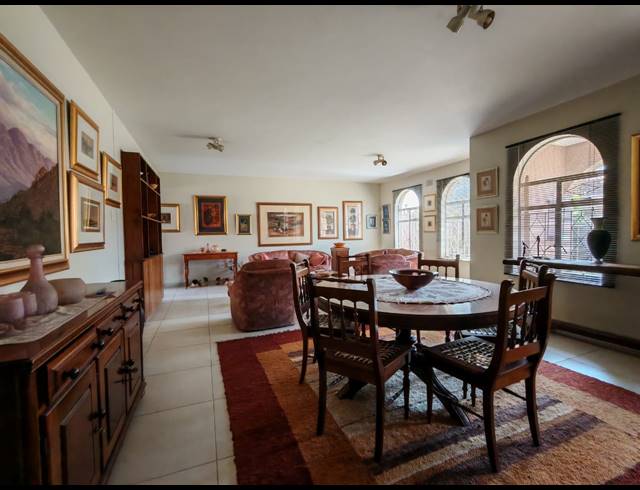 3 BEDROOM TOWNHOUSE FOR SALE IN THREE RIVERS PROPER